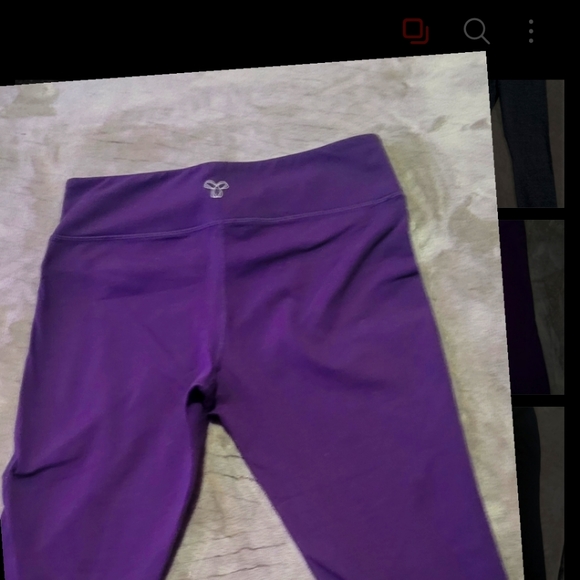 TNA Yoga Pants- Size Small - Picture 2 of 3